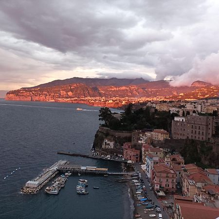 Bed and Breakfast Il Platano Piano di Sorrento Exterior foto